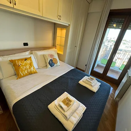Appartement Cozy Flat With Balcony Rome