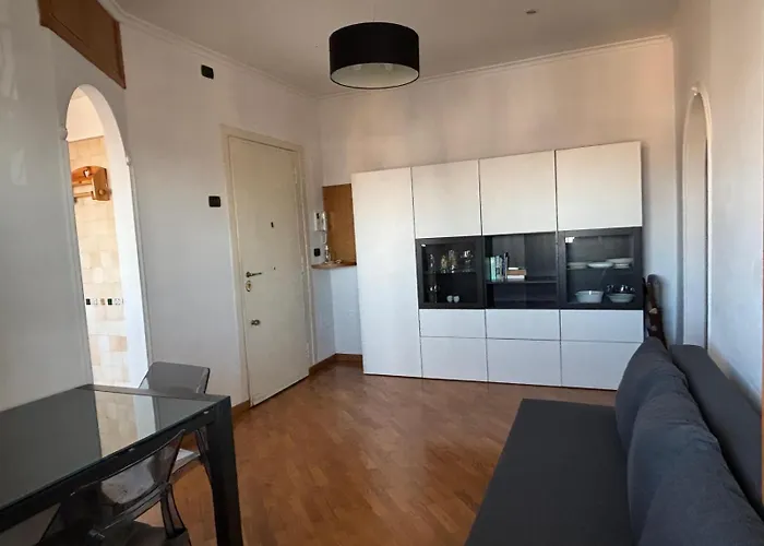 View In Ostiense With Balcony Апартаменты